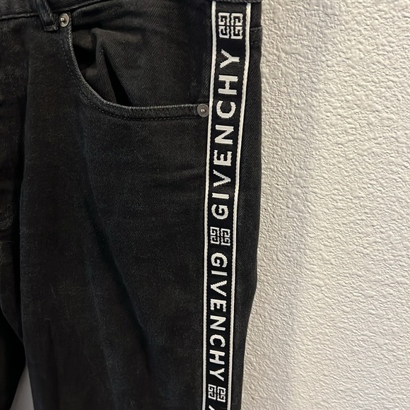 Givenchy Jeans - Picture 4 of 4
